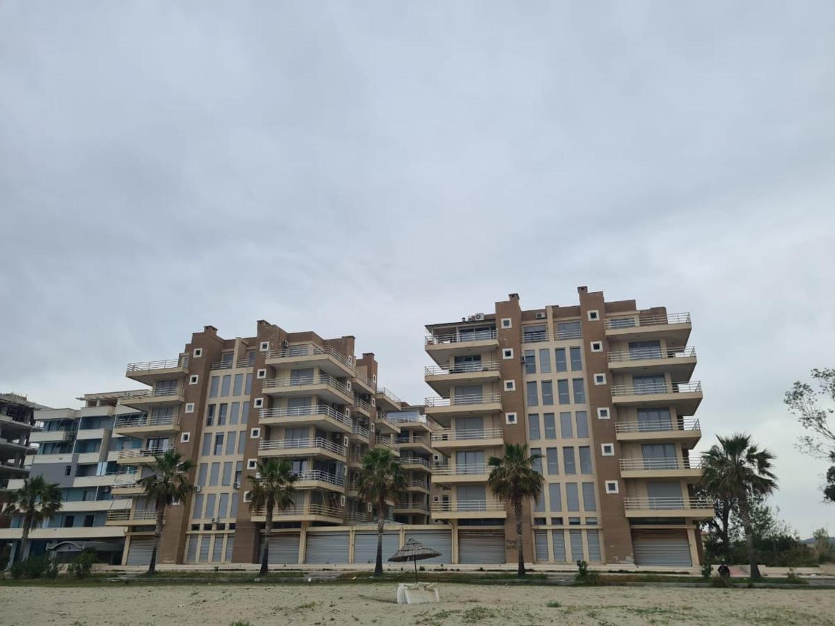 Old Beach Apartment Vlora Esterno foto